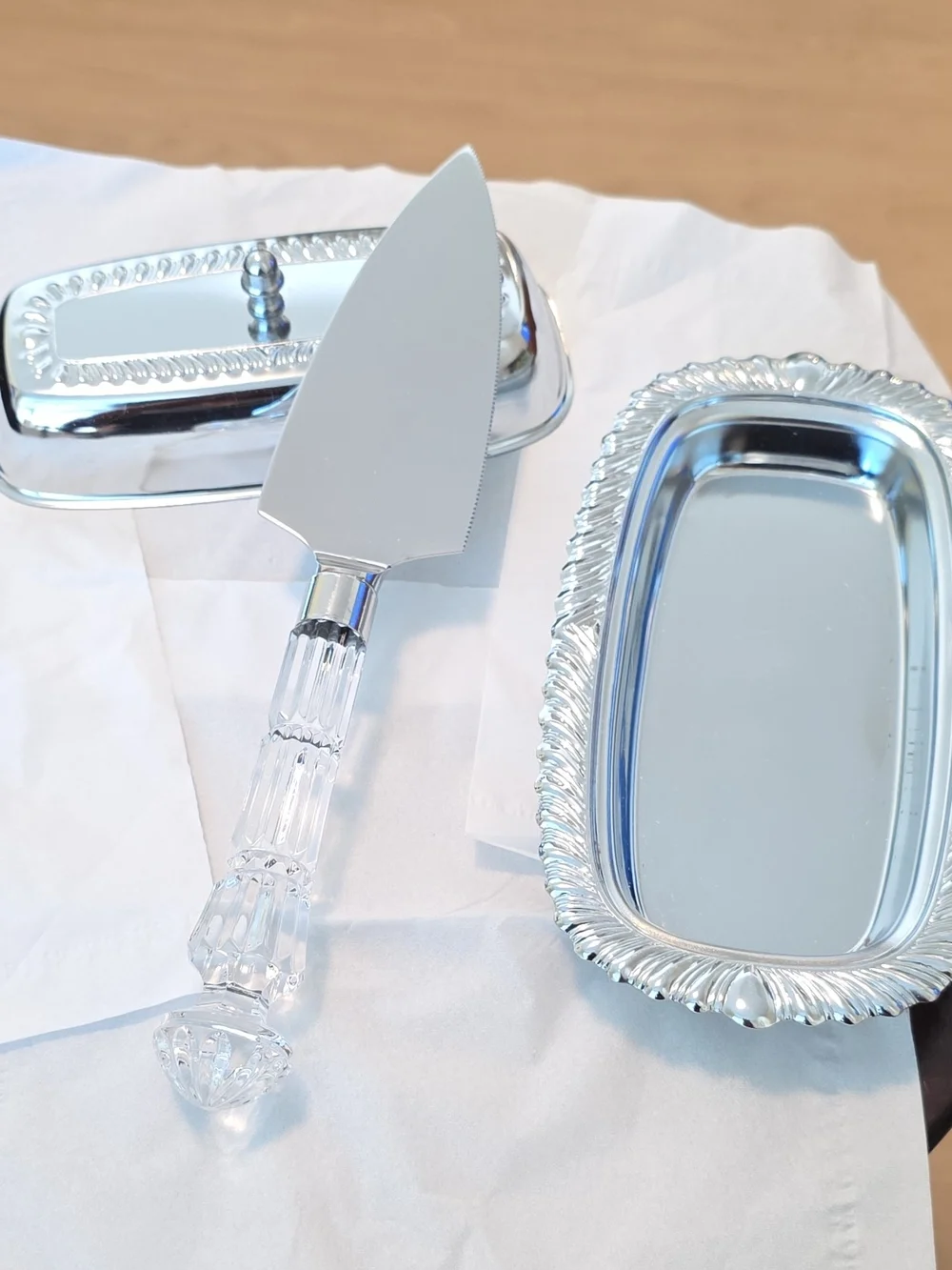 Silver Crystal-Handle Cake Server - Elegant Home Dining
